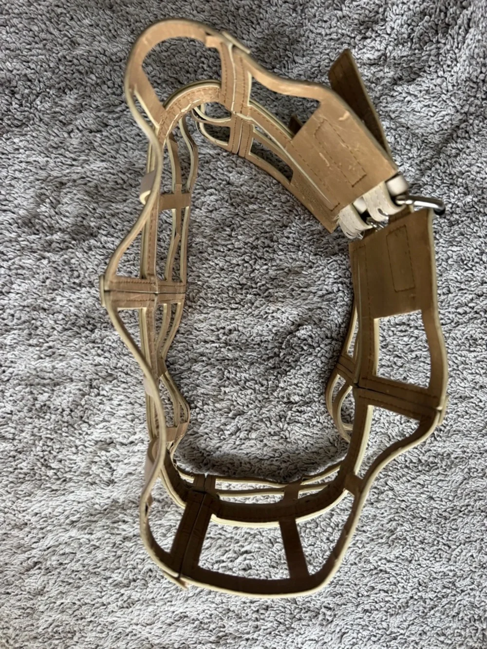 BCBG Vintage White Cutout Triple-Buckle Waist Corset Belt